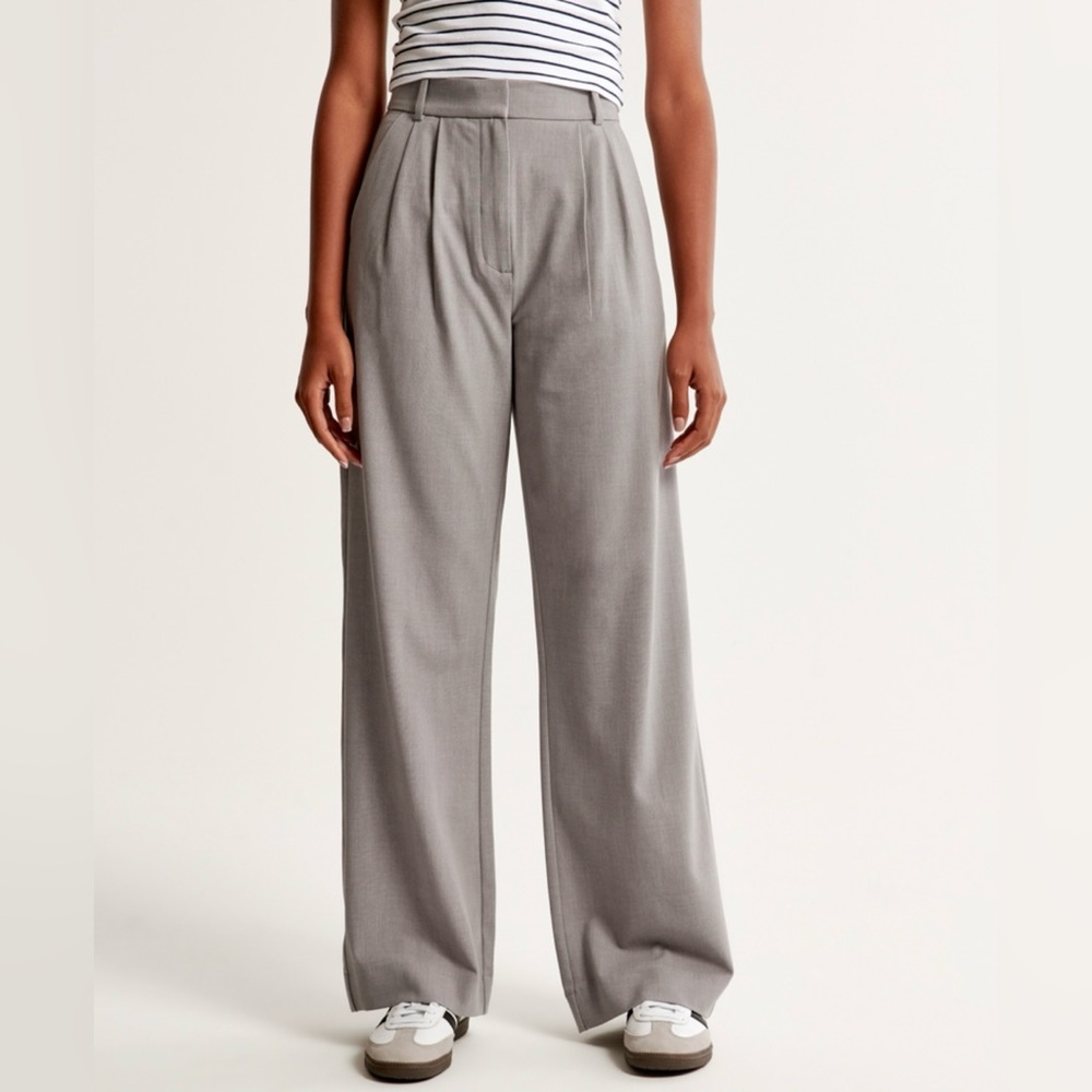 Abercrombie & Fitch Lightweight Sloane Pants in gray size 28 regular